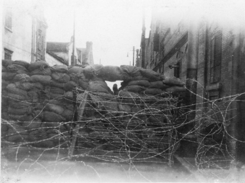 img204-Sandbag-and-barbed-wire-blockade